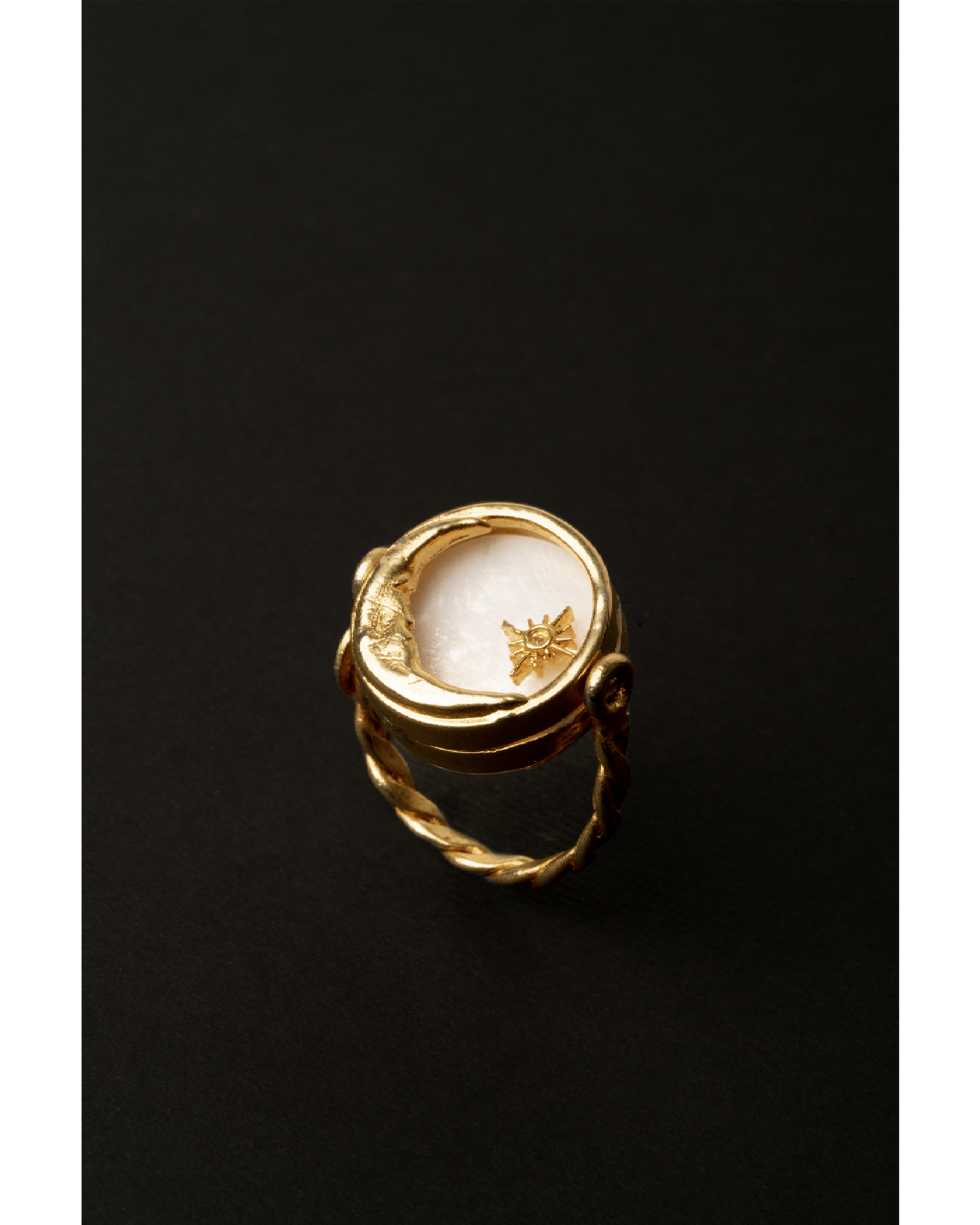 Les Deux Ring